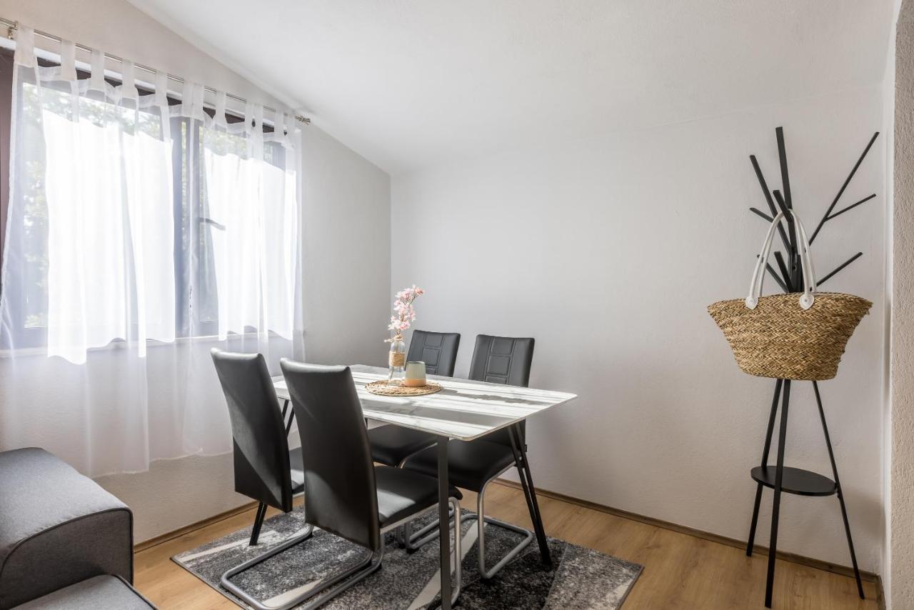 Apartment Lamaro Kaštela Kültér fotó
