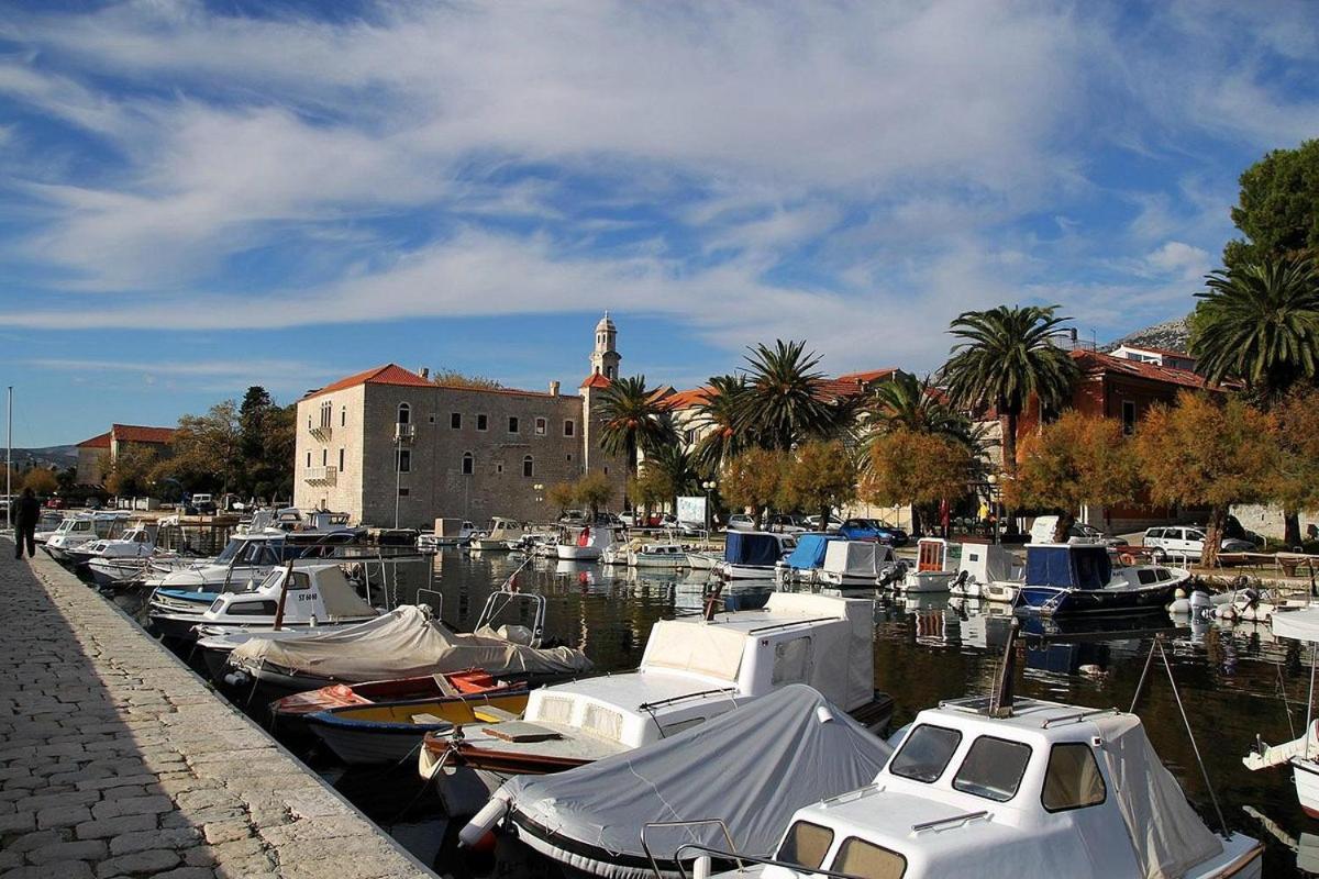 Apartment Lamaro Kaštela Kültér fotó